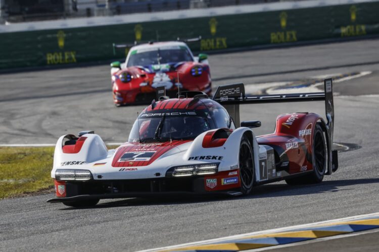 IMSA Rolex 24 Hour 21: #7 Porsche still leads