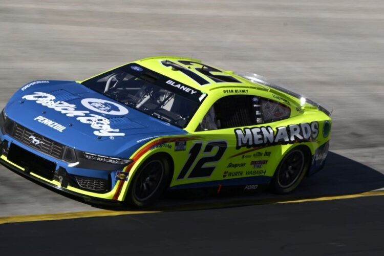 NASCAR News: Blaney wins Cup pole at Bristol