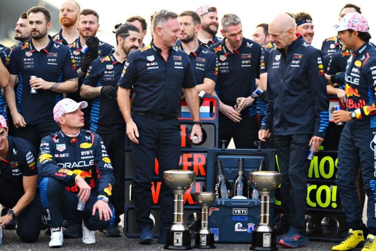 F1 Rumor: Rivals in all-out pursuit to tear Red Bull F1 team apart