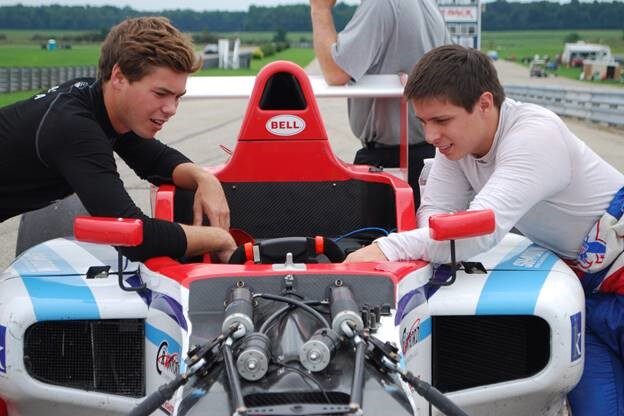 2015 Indycar Rookie Of The Year Supports F4 U.S. Championship Team