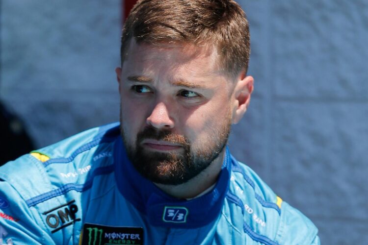 Ricky Stenhouse, Jr. speaks out on firing from Roush Fenway