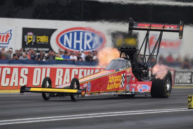 B. Force, Beckman, Butner, Sampey Lead Indy NHRA Qualifying