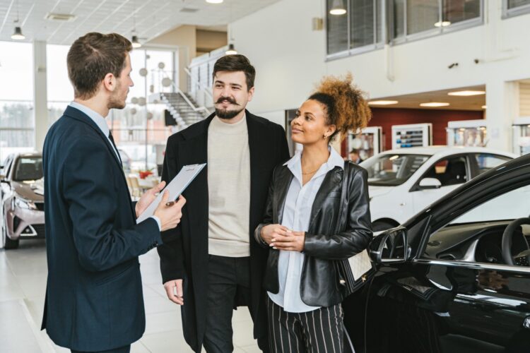 Automotive News: Best Time of Year to Buy a Car and Save Money