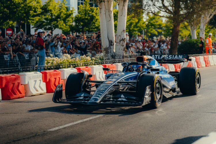 F1 News: Williams and Sainz Jr. thrill Madrid fans with roadshow