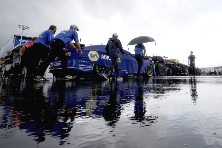 NASCAR News: Dover Cup Race Saturday Notebook