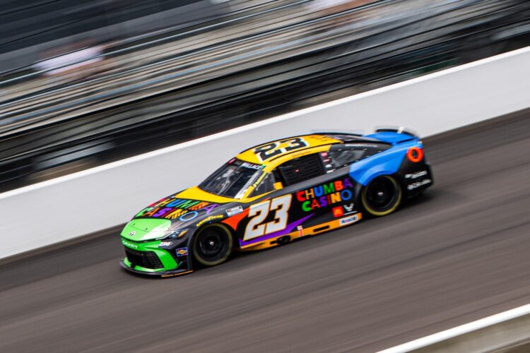 NASCAR News: Bubba Wallace outduels Kyle Larson in Brickyard 400