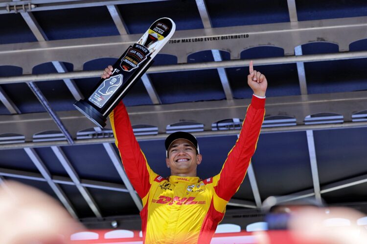 IndyCar News: Palou takes the entire field to school at Laguna Seca