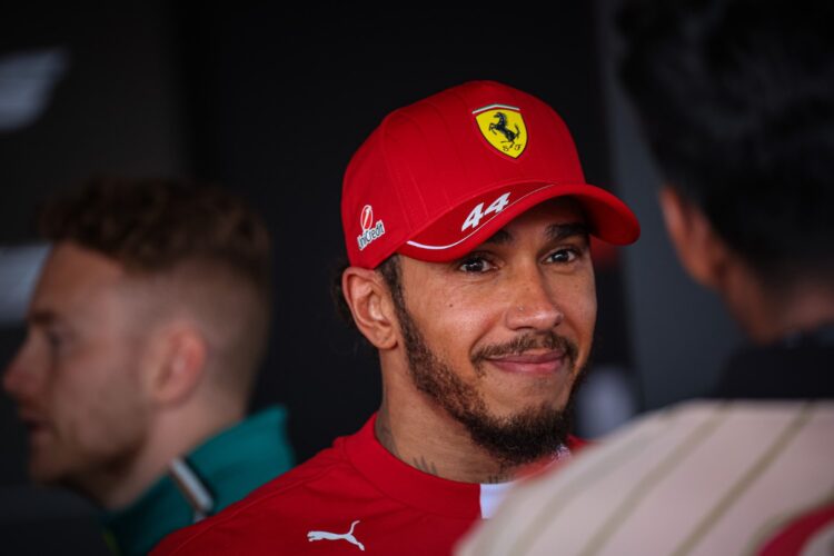 Formula 1 News: Lewis Hamilton has no plans to retire despite Ecclestone warning