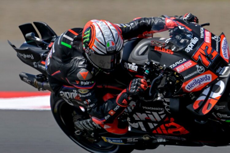 MotoGP News: Bezzecchi beats Aldeguer on last lap in Indonesia Sprint