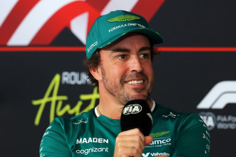 Formula 1 News: Alonso and Sainz Jr. renew criticism of F1 TV coverage