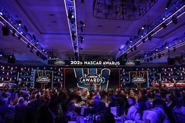 NASCAR Award Banquet – Larson knows he was lucky as $hit