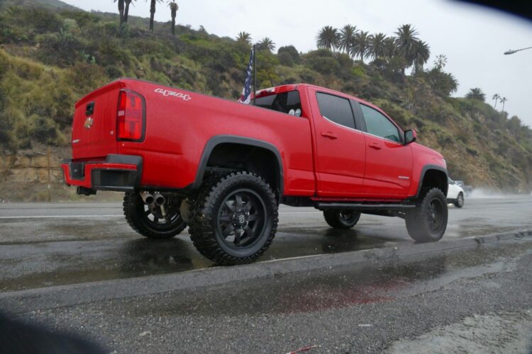 From Garage Builds to Showroom Icons: Why Custom Lifted Trucks Are America’s Ultimate Automotive Statement