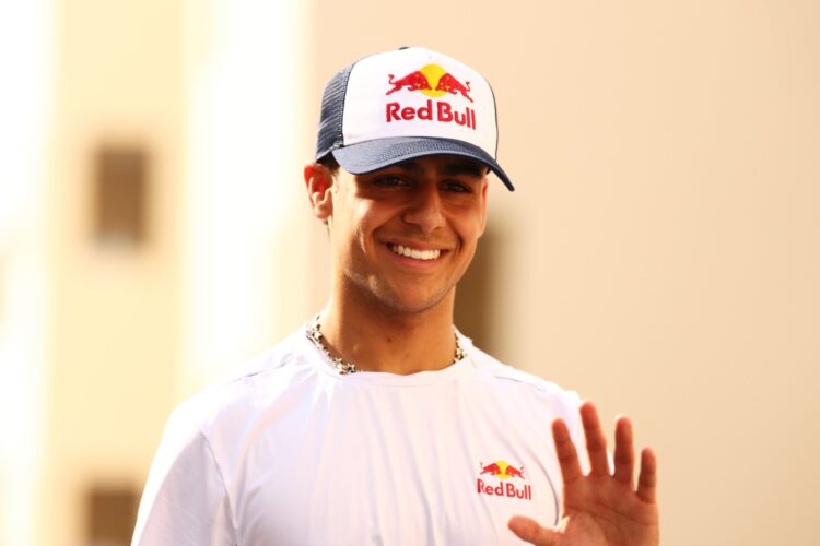 Formula 1 News: Lawson must help rookie Lindblad settle in – boss