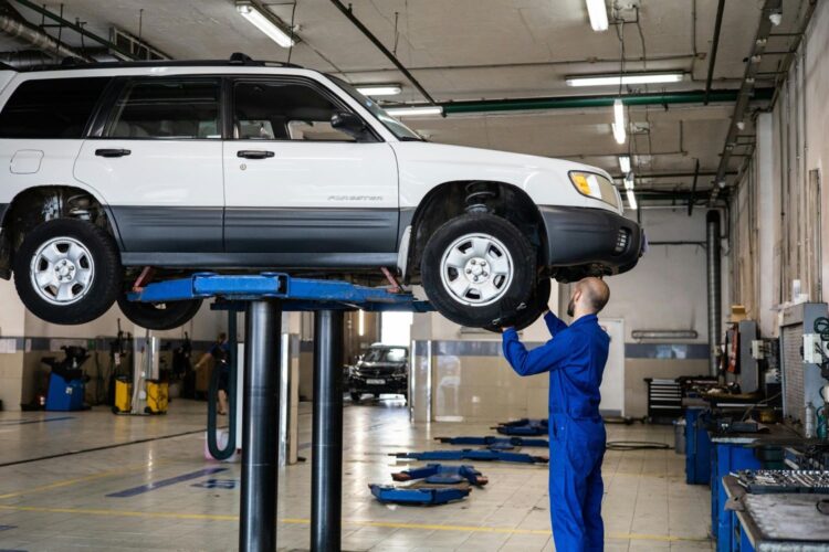 Automotive News: Top 7 Signs Your Car Needs Professional Repair