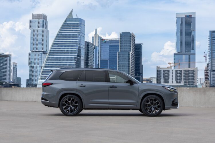 Automotive News: We drive the 2025 Lexus TX350 F Sport Handling AWD