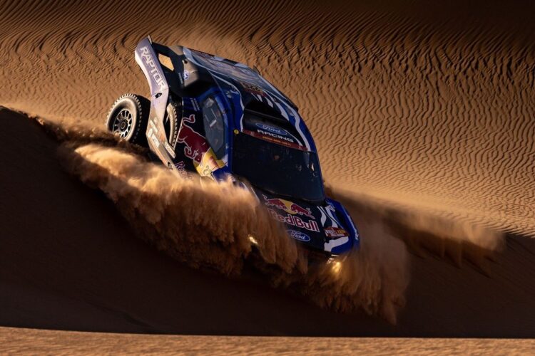 Dakar Rally Stage 11: Ekström Dominates with Ford 1-2-3 in Cars, American Howes Wins on Bikes