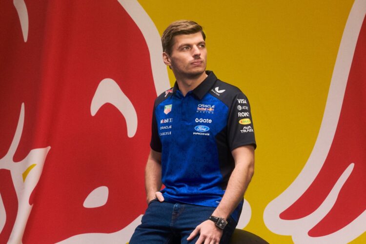 Formula 1 News: 2026 Oracle Red Bull Racing Team Kit