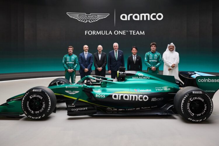 Formula 1 News: Aston Martin reveals 2026 livery on old car