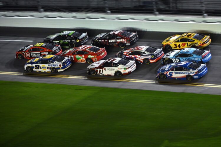 NASCAR News: Has the Chase changed how drivers race?