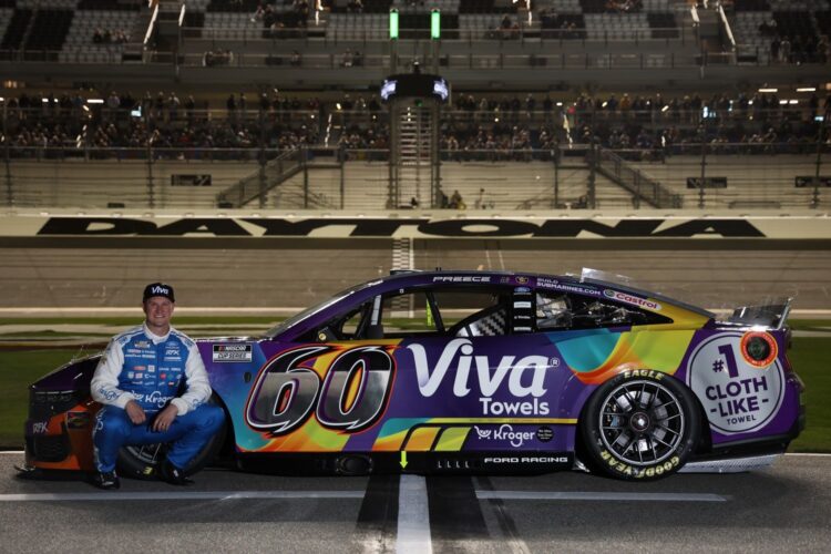 NASCAR News: Fords dominate final Daytona 500 practice