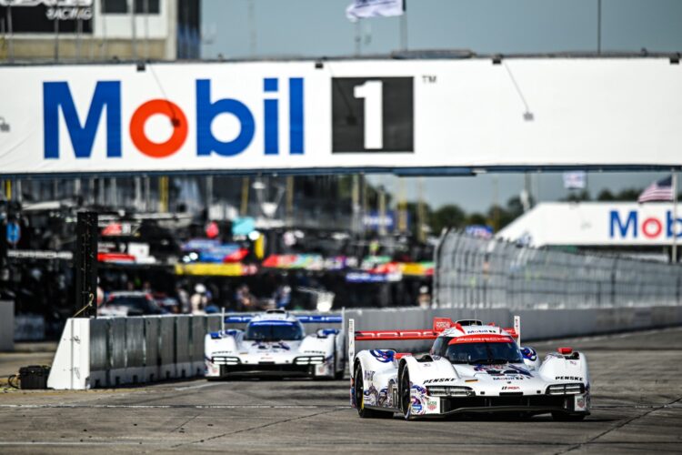 IMSA Sebring Hour 6: Penske Porsche runs 1-2 at halfway mark