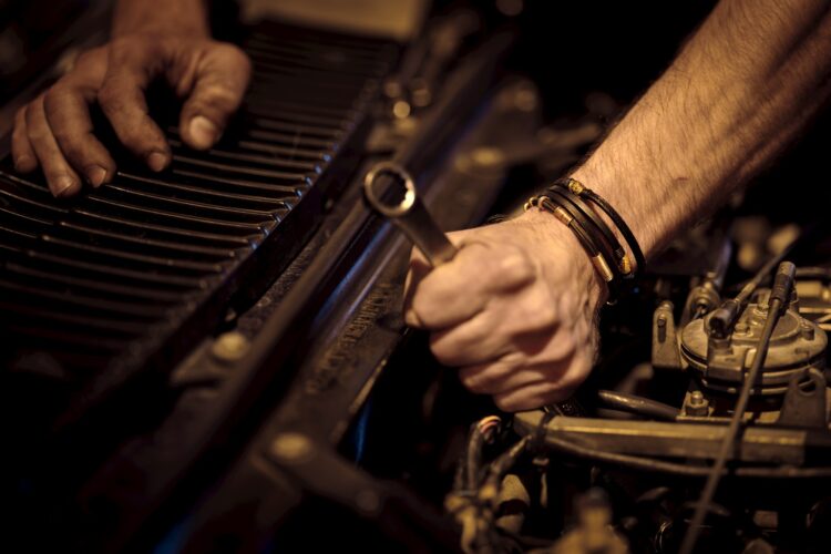 Automotive News: Comparison and Buyers Guide for Upgraded Ram 1500 5.7L Hemi Headers