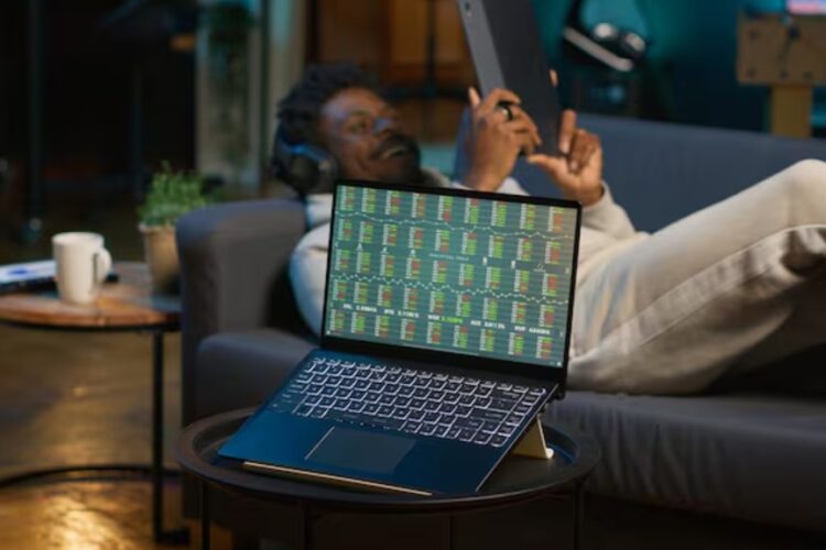 Live Race-Day Trends: How Motorsports Fans Engage During High-Speed Events