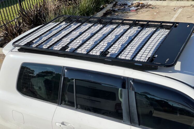 Automotive News: How to Pick a Flat Roof Rack That Actually Fits Your Needs