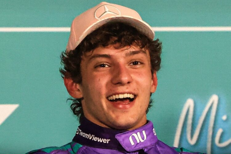 Formula 1 News: Antonelli out duels Norris to win 3rd straight in Miami