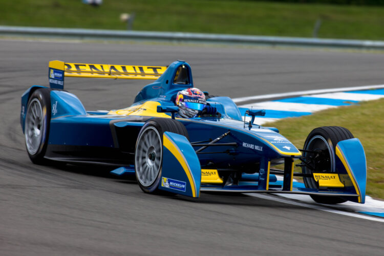 Buemi sets the pace in first Formula E test at Donington Park