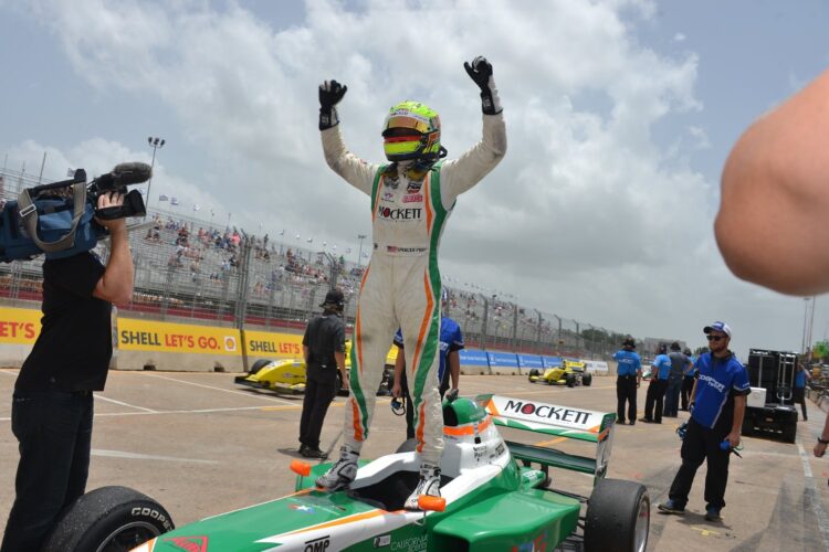 Pigot Bounces Back in Style to Reclaim Points Lead in Houston