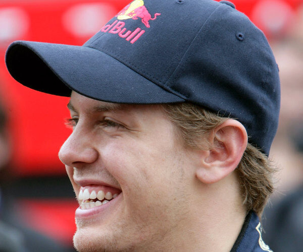 Vettel to double retainer in 2009