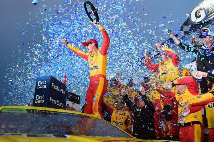 Logano Beats Truex, Jr. to Win at Martinsville