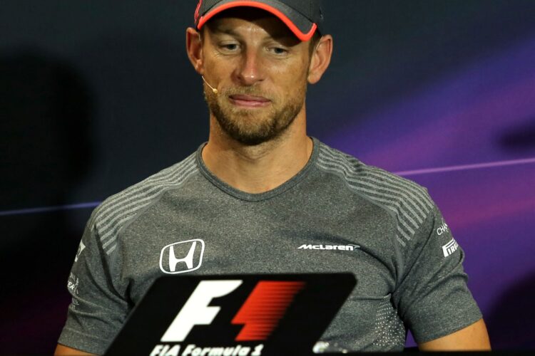 2009 Formula 1 Champion Jenson Button stranded for 17 hours in the Baja 1000