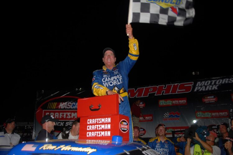 Hornaday Wins NCTS O’Reilly 200