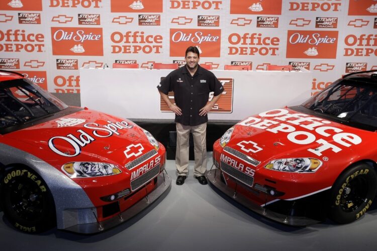 Tony Stewart unveils his two sponsors
