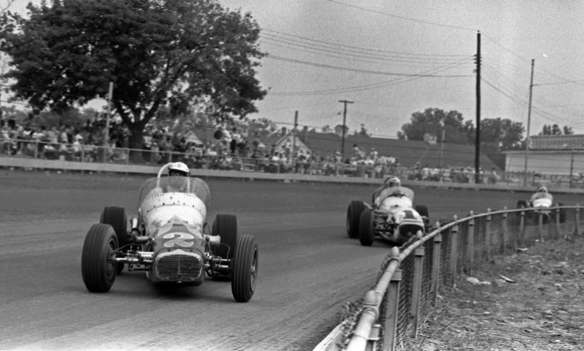 1966 Hoosier 100 Foyt leads Andretti and Branson