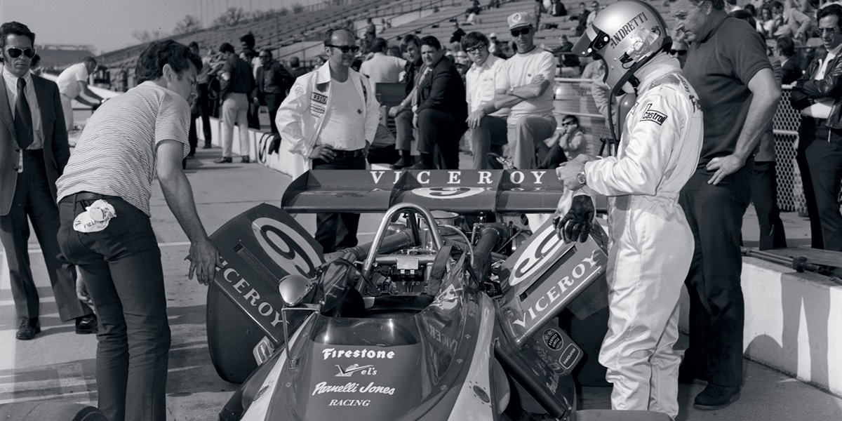 Mario Andretti Indianapolis 1972. Is that twin brother Aldo on the laft?