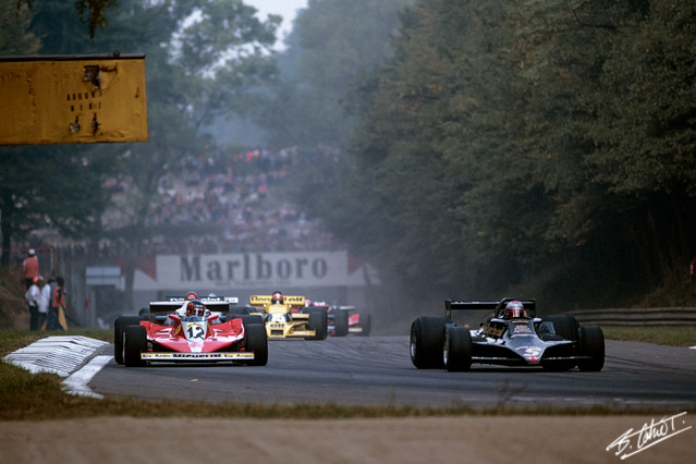 1978 Italian GP at Monza, Mario Andretti passes Gilles Villeneuve's Ferrari for the lead with several laps to go