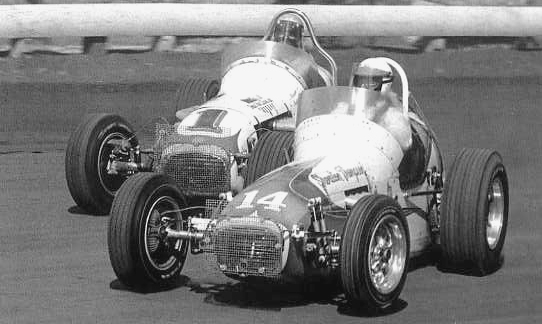 Andretti and Foyt battle at Sacramento in 1967