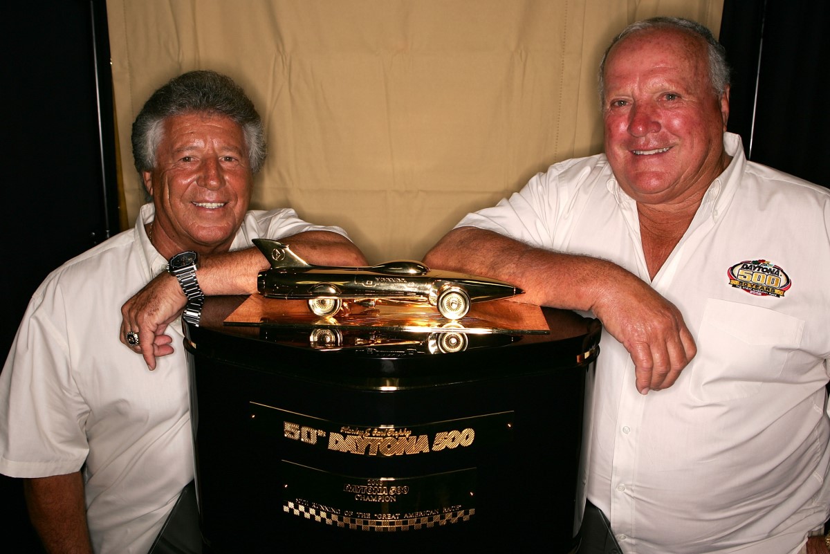 Andretti and Foyt in Daytona as former winners of the 500