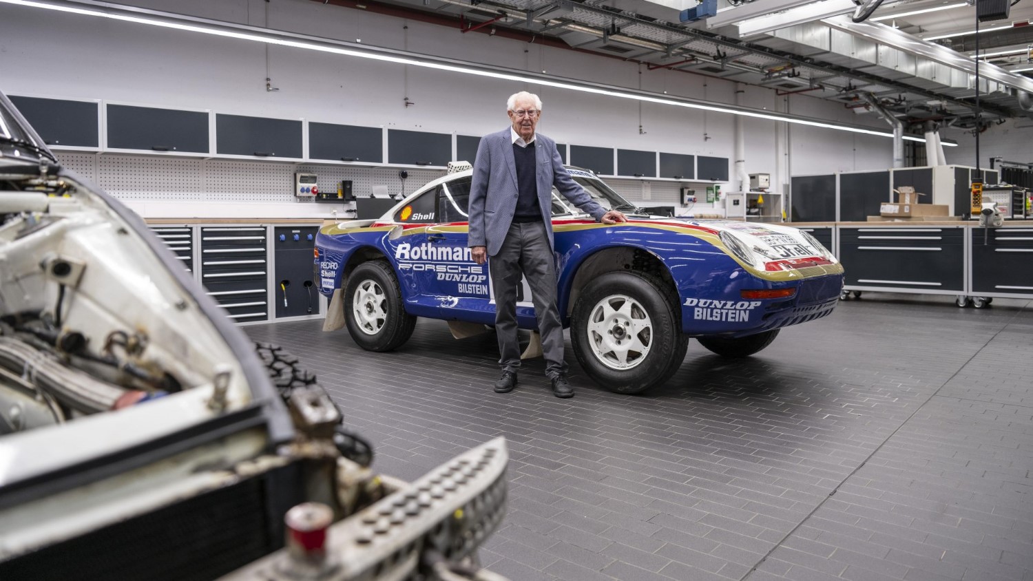 Peter Falk, Porsche 959 Paris-Dakar, 2022, Porsche AG